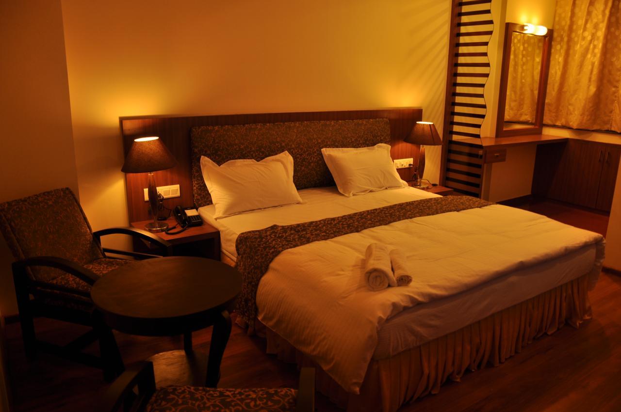 Hotel The Uday Regency Kota  Exterior photo