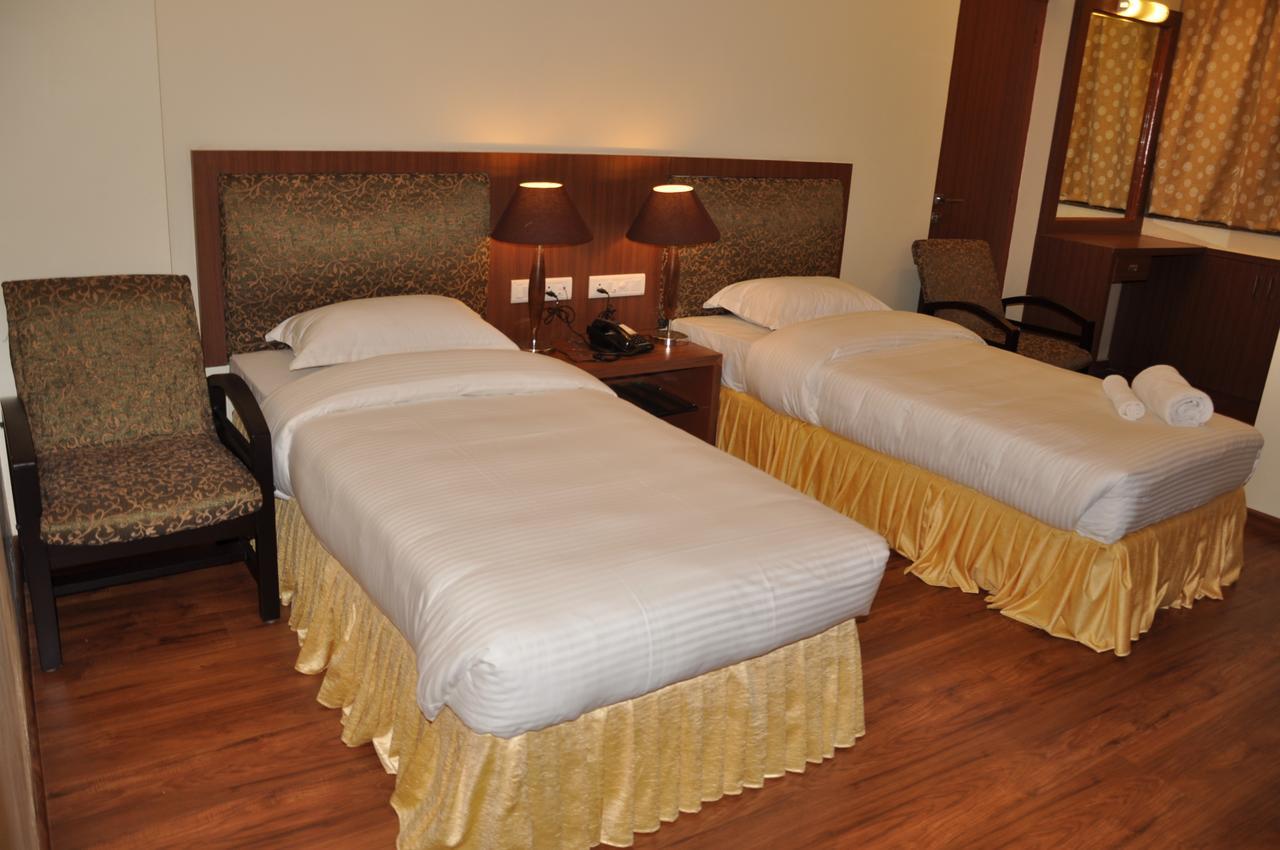 Hotel The Uday Regency Kota  Exterior photo